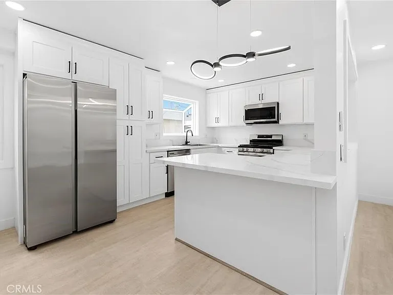 603 Jasmine Ave #1/2 — Photo 4