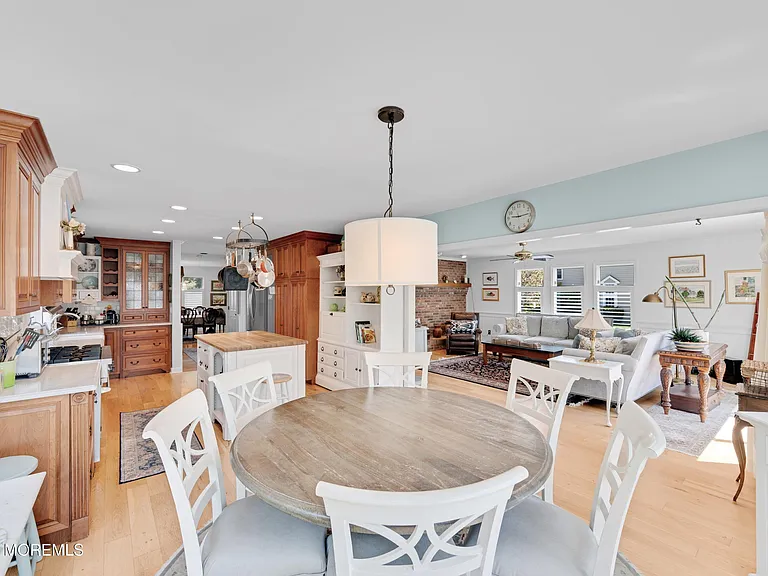 200A Beacon Blvd — Photo 13