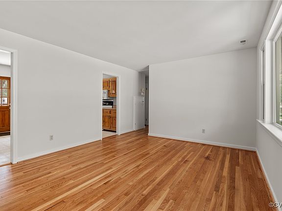 4th image of 9908 Royerton Dr
