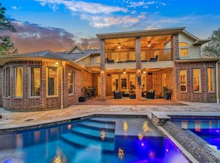 110 Pickerel Point, Montgomery, TX 77316