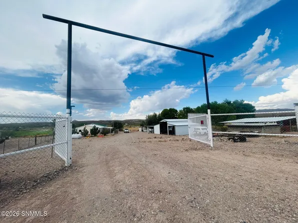 143 Las Palomas Canyon Rd, Williamsburg, NM 87942