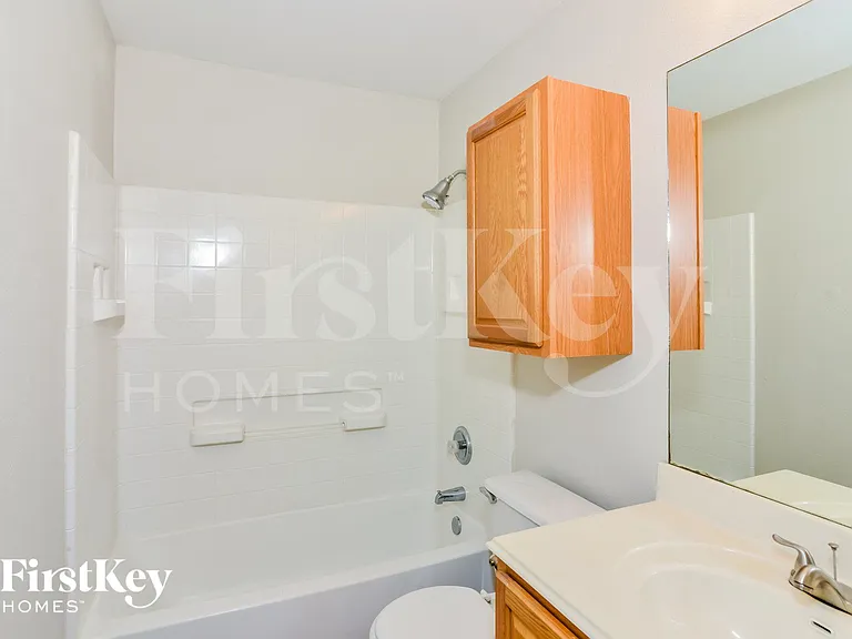 13701 Laramie Hl — Photo 14