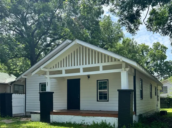 845 E 7th St, Ada, OK 74820