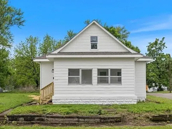 2101 Buckeye St #1, Terre Haute, IN 47804