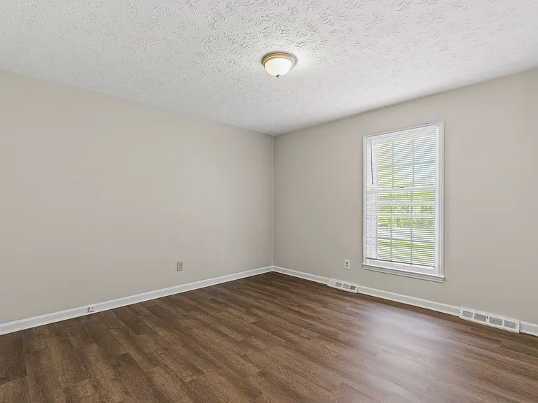 3395 Montavesta Rd — Photo 17