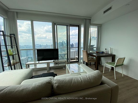 4th image of 70 Temperance St #3415