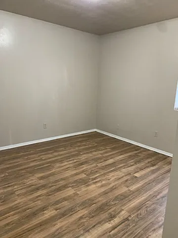 2 bed, 3156 sqft, $1,000 — Photo 4