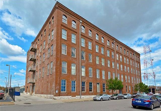 1st image of 721 N 17th St APT 208