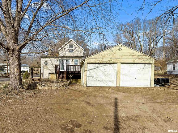 5th image of 2130 W Iowa St