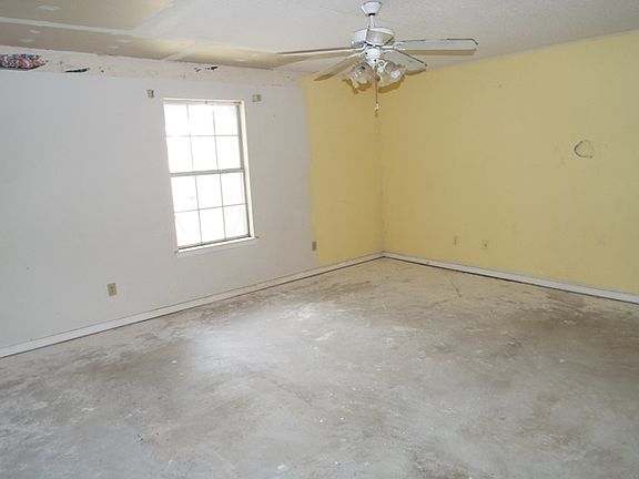 5th image of 114 Long Pointe Dr