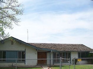 454 S Stearns St, Fowler, CA 93625