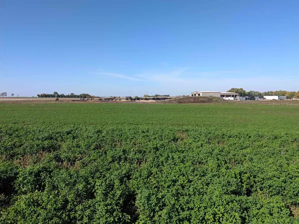 1 S Benjamin St, Humboldt, SD 57035