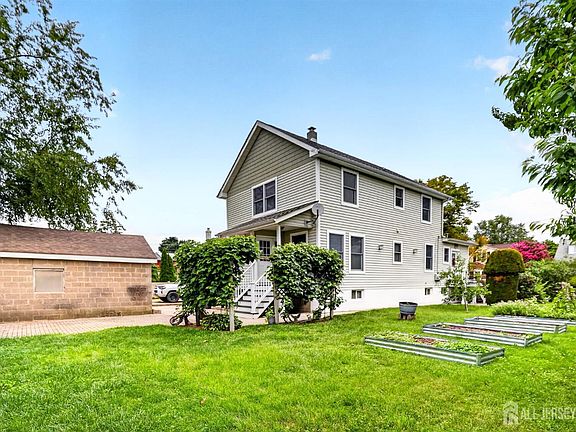 4th image of 317 Ware Ct