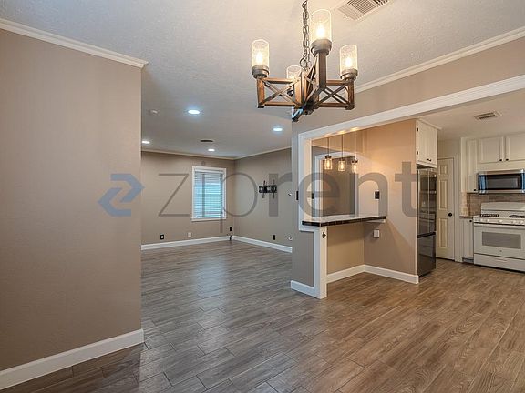 5th image of 4701 W 43rd St