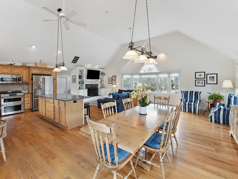 64 Tanners Neck Ln — Photo 3