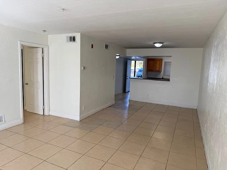900 S Peninsula Dr #113 — Photo 1
