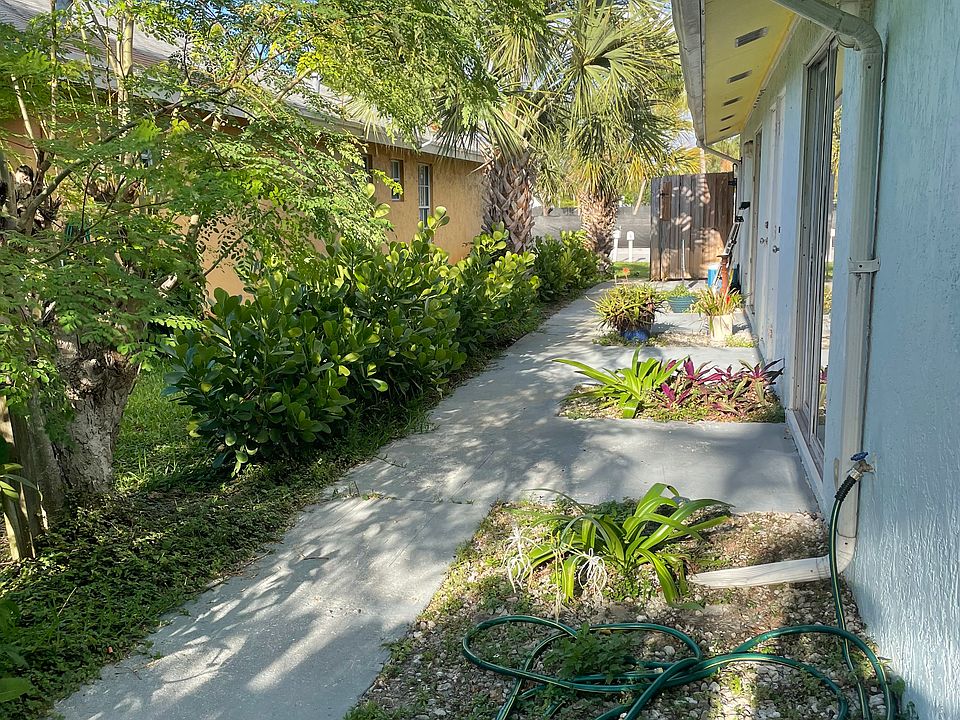 1st image of 214 SE 1st Ave