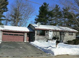 44 Ashmount St, Lewiston, ME 04240