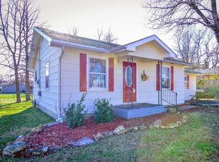 109 South St, Rogersville, MO 65742