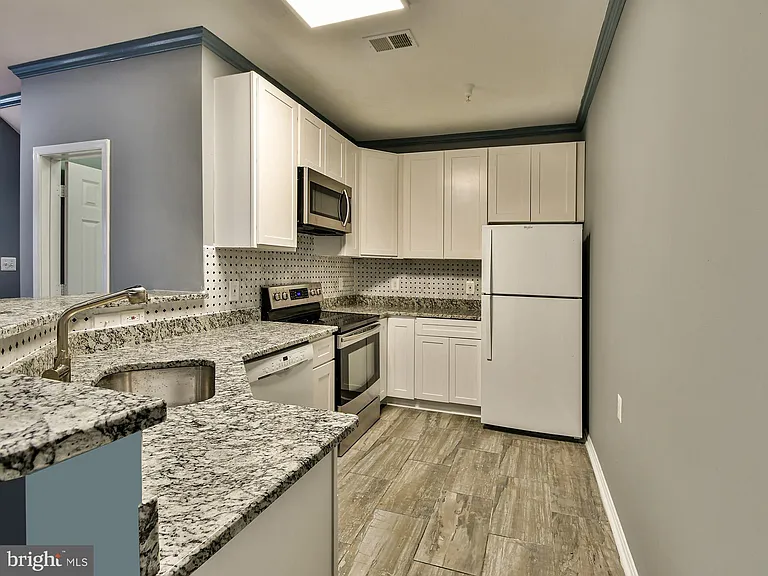 3128 Bellamy Way #5 — Photo 11