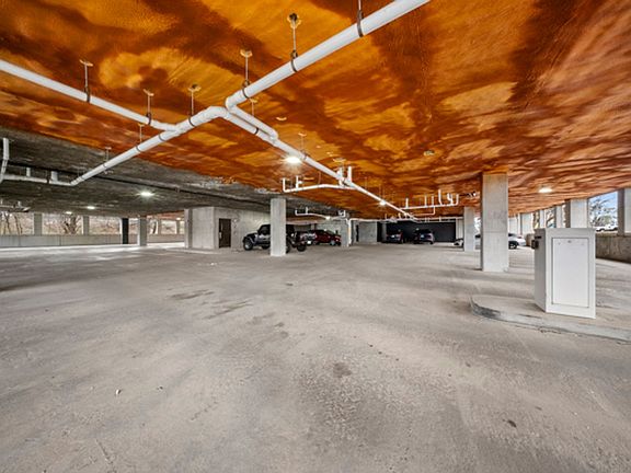 3rd image of 1031 Zorn Ave #108
