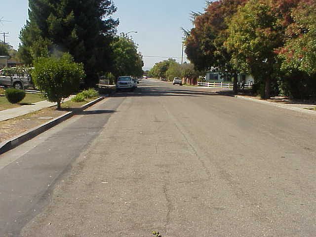 2nd image of 1030 Colusa Ave