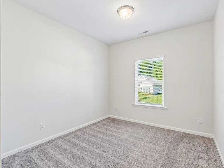1017 Pinnacle Pkwy — Photo 22
