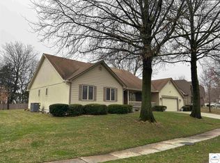 2501 SW Locust St, Oak Grove, MO 64075
