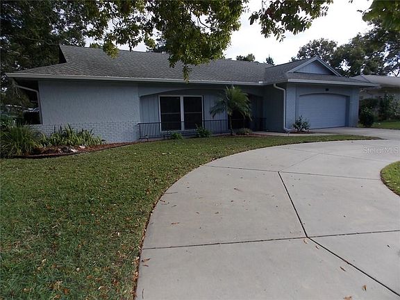 2nd image of 7816 Doral Dr