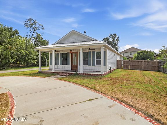 3rd image of 1023 Nancy Pl