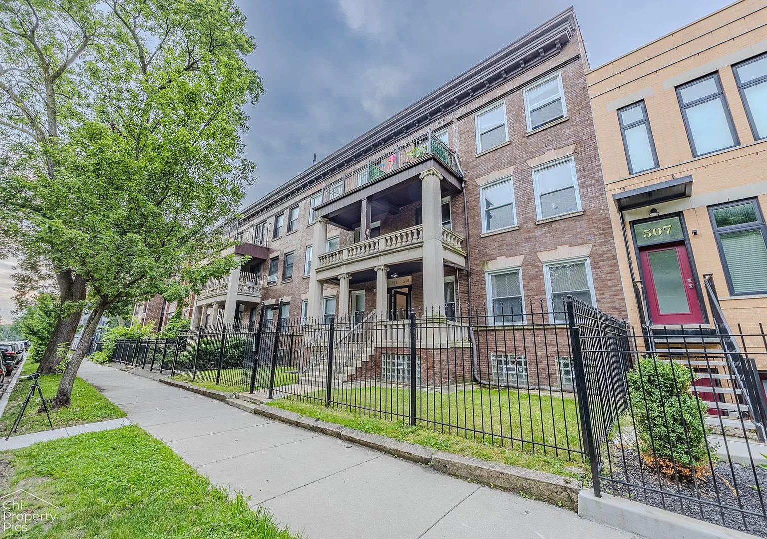 515 E 60th St. — Photo 3