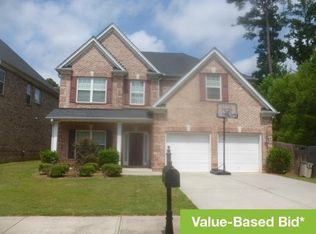 841 Scenic Park Ct, Lawrenceville, GA 30046