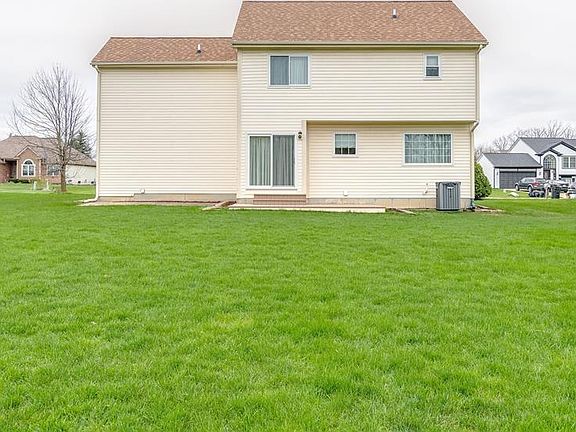 3rd image of 5165 Sandalwood Dr