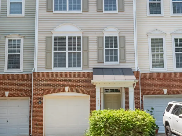 4933 Wyatt Brook Way, Raleigh, NC 27609