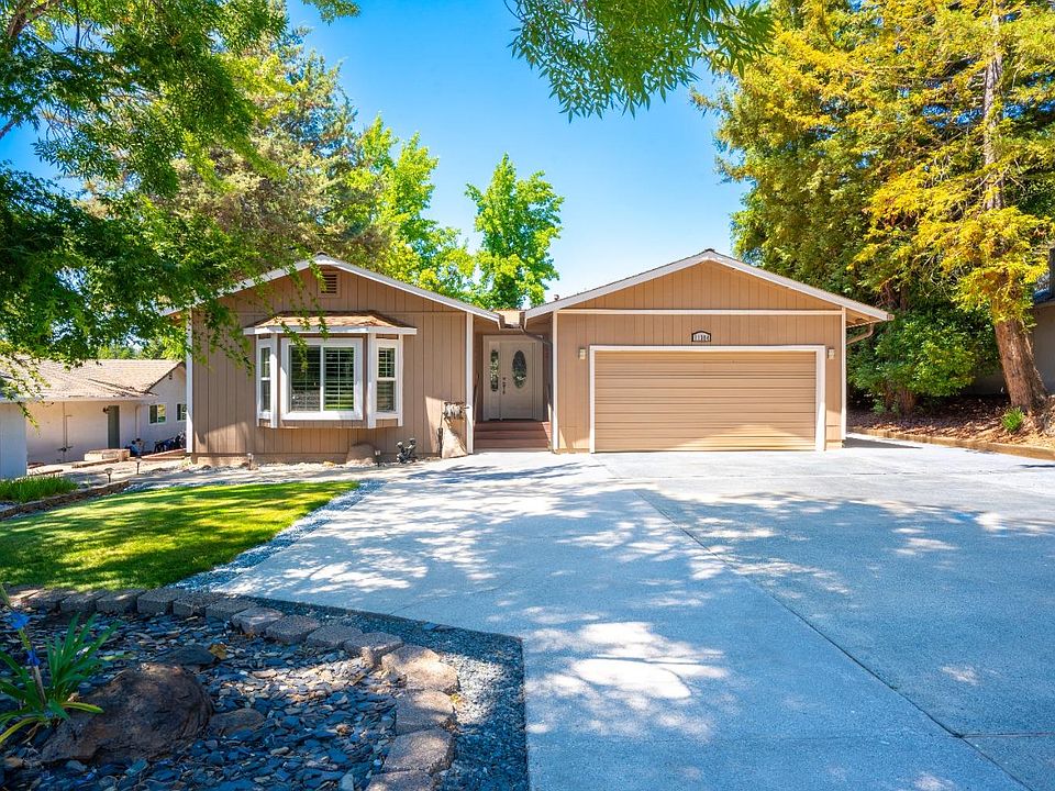 1st image of 11384 Torrey Pines Dr