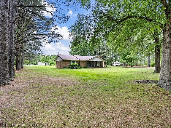 2nd image of 10218 Rice Rd
