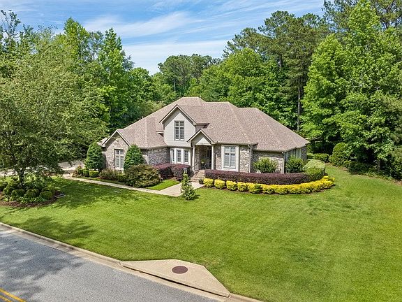 3rd image of 705 Moores Mill Dr