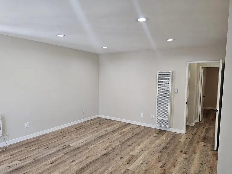 8428 Amigo Ave #12 — Photo 9