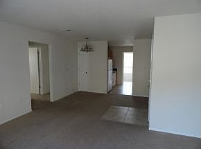 3rd image of 2964 Vineyards Pkwy