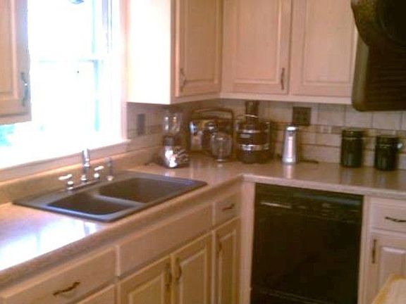 4th image of 2325 Hudson Dr