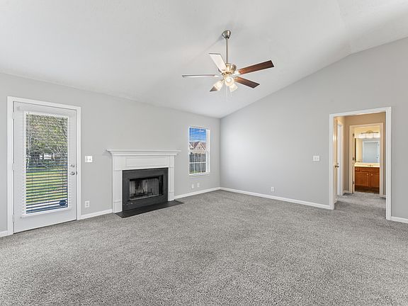3rd image of 1620 Saint Andrews Dr