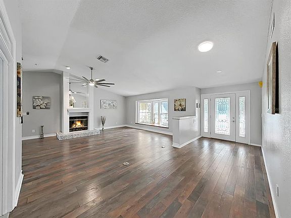 5th image of 438 Lafayette Blvd