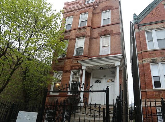 3rd image of 1234 N Cleaver St APT Gm