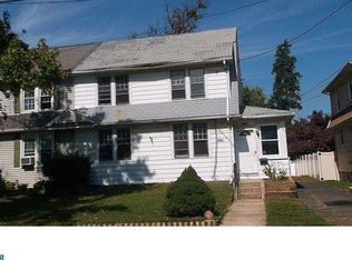 915 Middlesex St, Gloucester City, NJ 08030