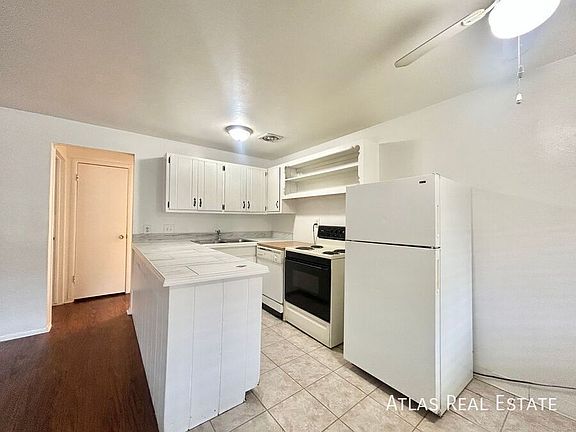 5th image of 132 W Ida Ave APT 3