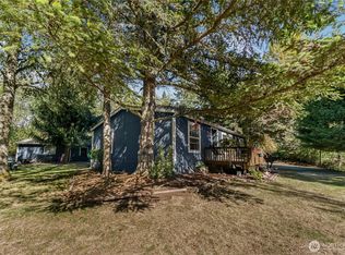 310 Saylor Rd, Camano Island, WA 98282