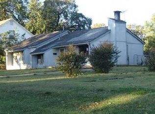 406 S 9th St, Ponca City, OK 74601
