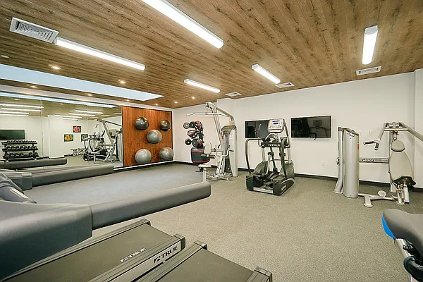 Rented by Compass | media 12