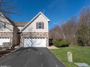 233 Concord Pl, Pennington, NJ 08534