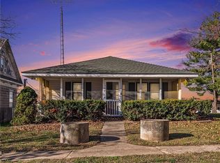 307 N 2nd St, Clarksdale, MO 64430